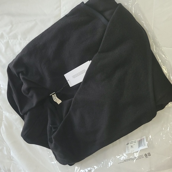 Ugg Blanket Wrap Sweater Jacket - Picture 2 of 5